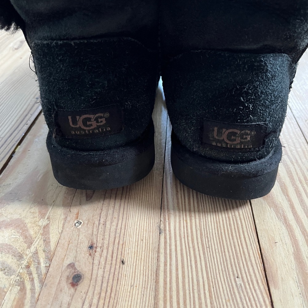 UGG Bailey Button Boots Women Size 7 Black Suede Sheepskin Mid Calf 5803 comfort - Picture 6 of 9